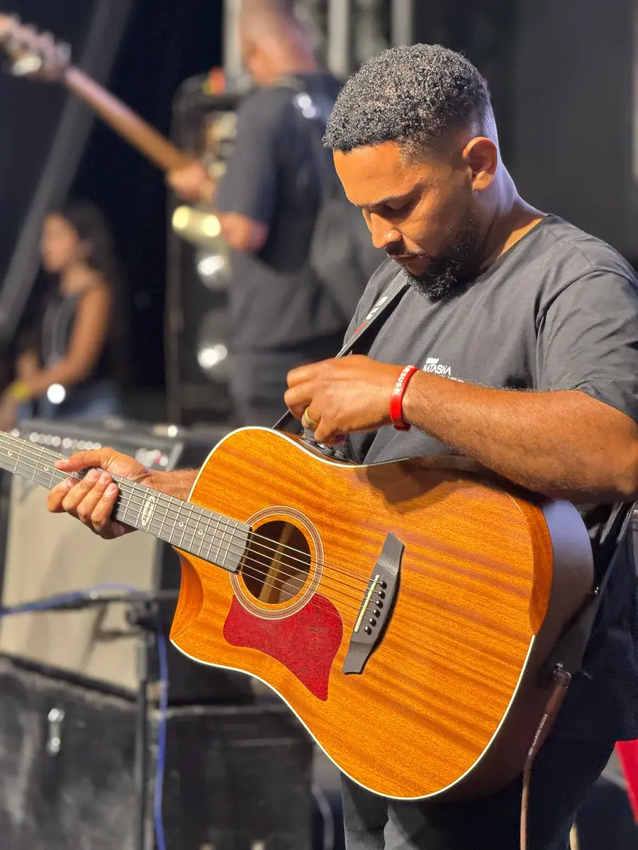 Violonista no palco